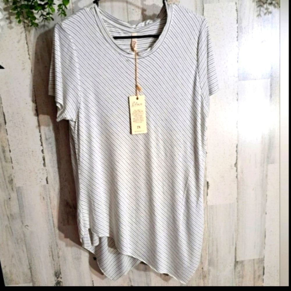 NWT Elan Shirt SO SOFT